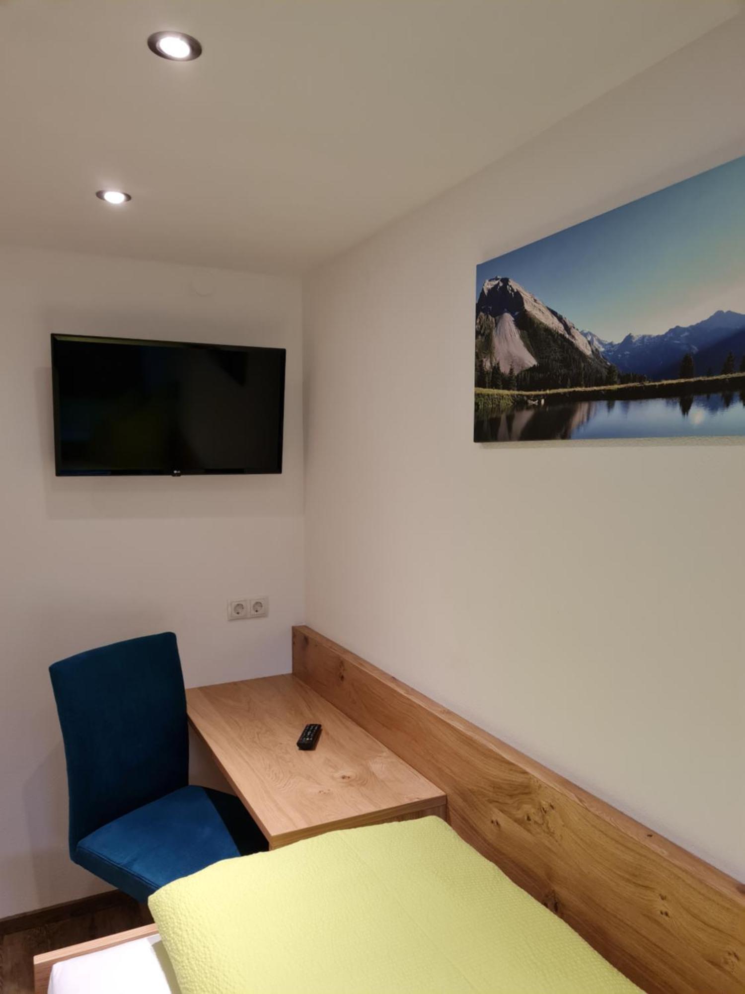 Ferienwohnung Alpenheim Tux Bilik gambar