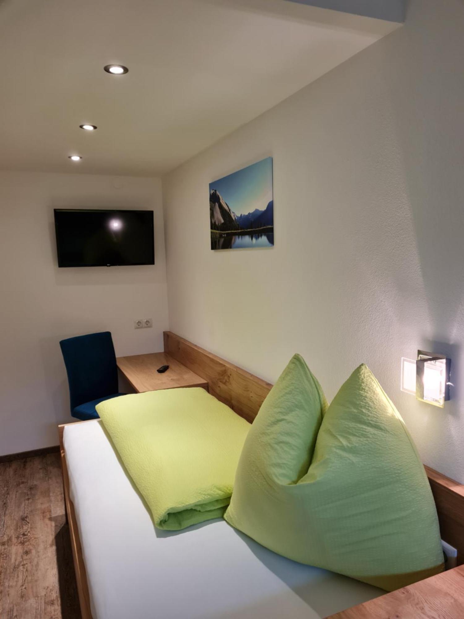 Ferienwohnung Alpenheim Tux Bilik gambar
